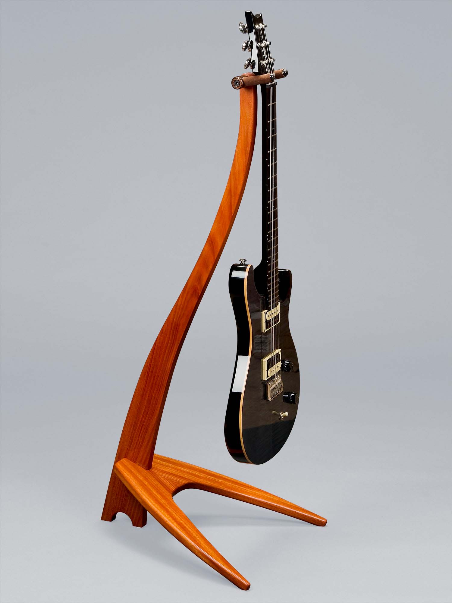 SM Guitar Stand